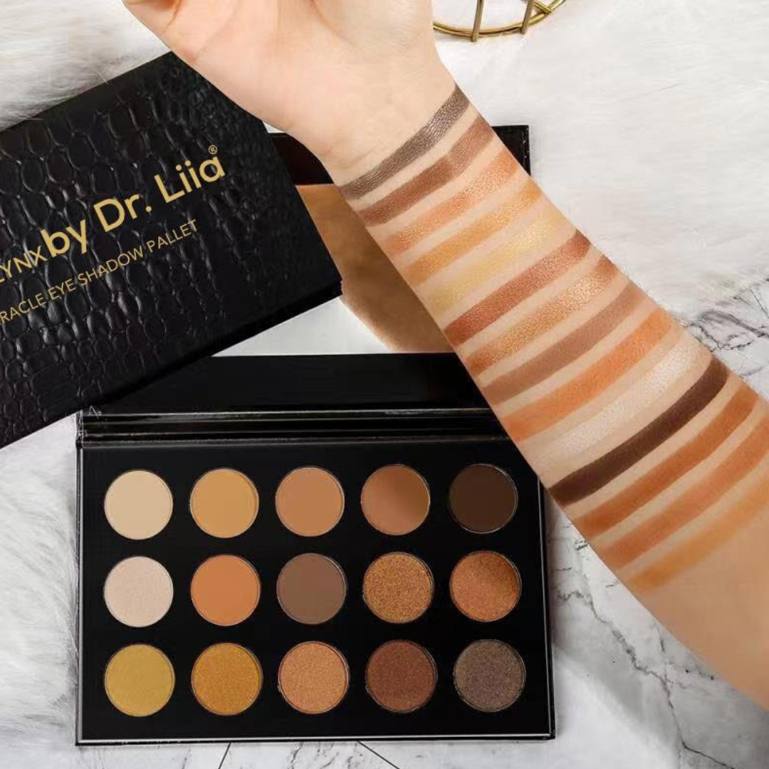 Neutral Eyeshadow Palette. For the Best Nude Makeup Looks.