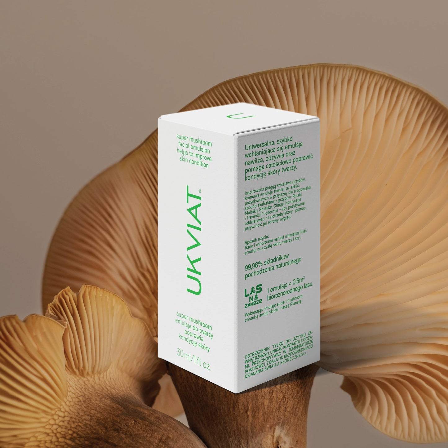 super mushroom <br> facial emulsion